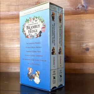 The Enchanted World of Brambly Hedge by Readers Digest, 1999